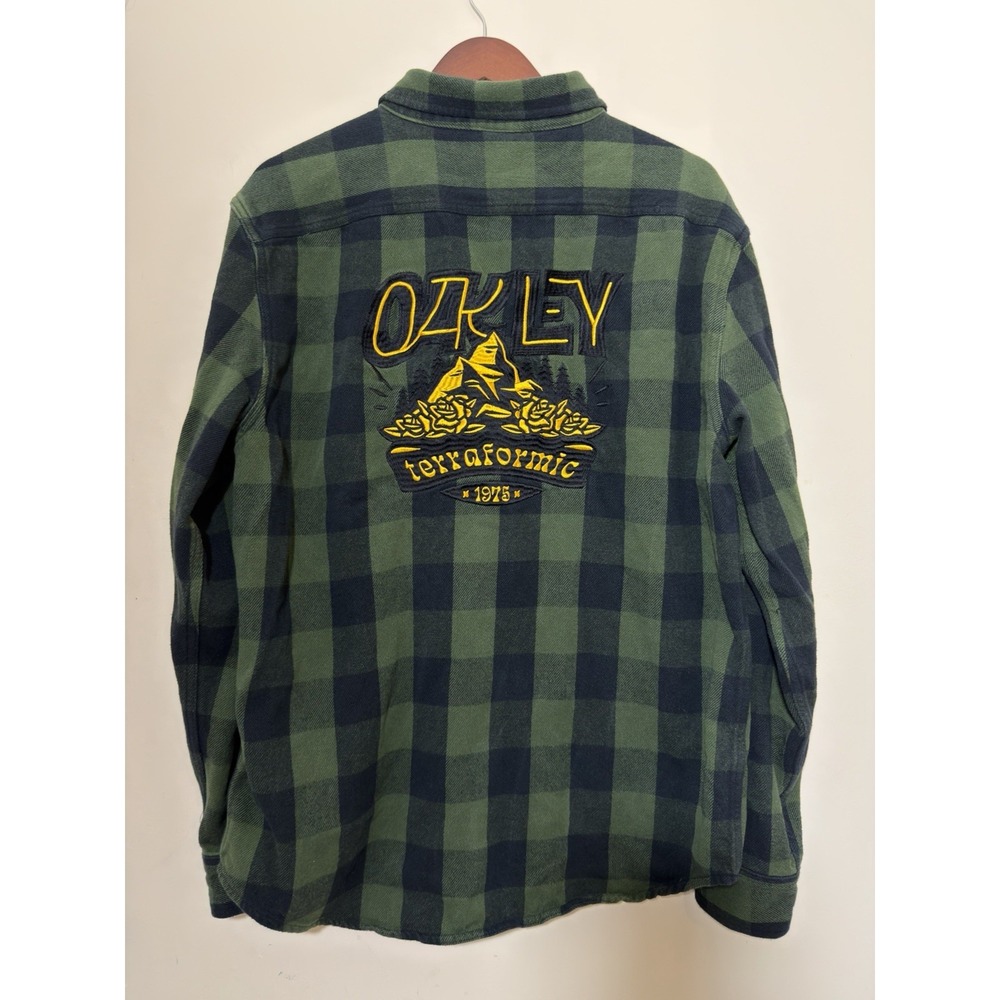 Oakley Terraformic Long Sleeve Button Green Black Plaid Flannel Embroidered XL